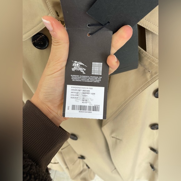 Burberry Modern Fit Trench Coat Size US 8 - Picture 3 of 9